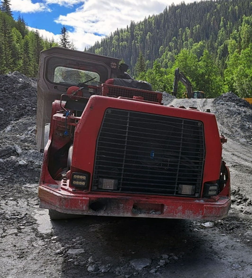 Sandvik LH307 Loader