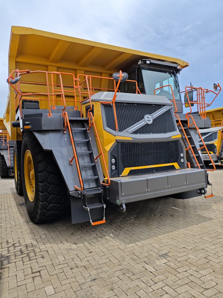 Volov R100e SOLD Zero Hours Volvo R100E Mine Trucks now SOLD - Abbey Brook Trade Hub